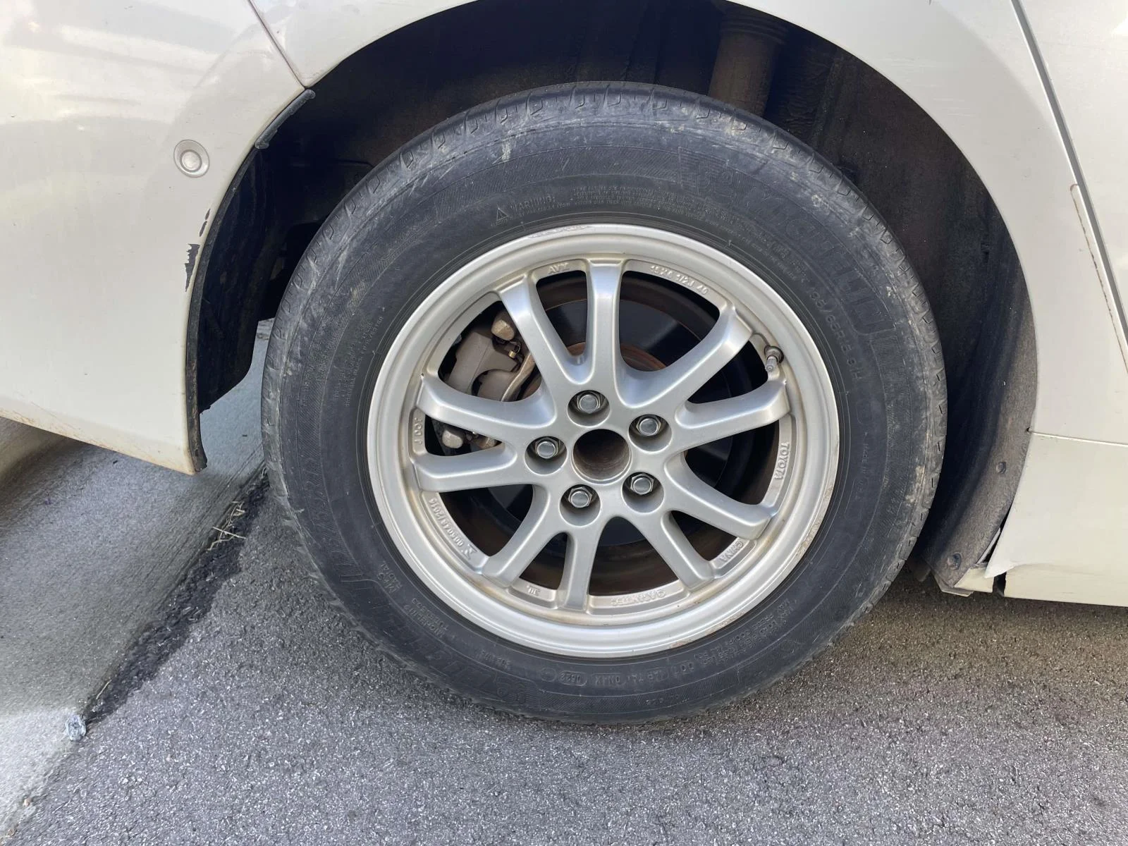 Used 2019 Blizzard Pearl Toyota LE image 5