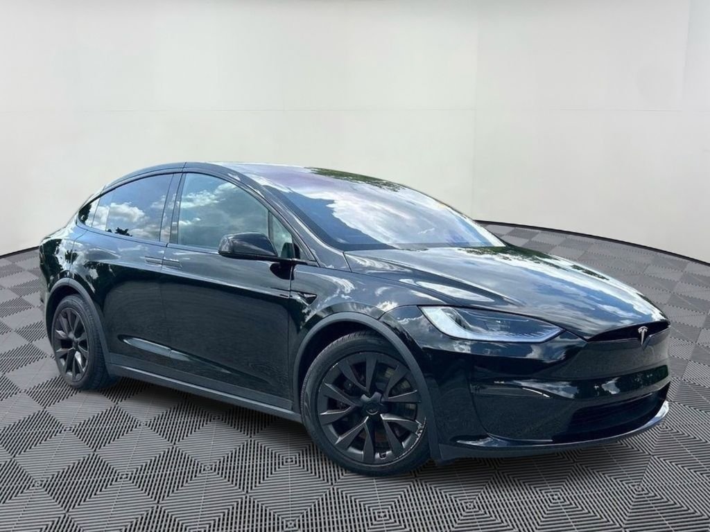 Used 2024  Tesla Base image 1