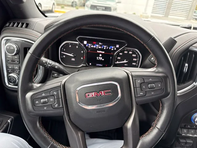 Used 2023 White GMC AT4 image 15