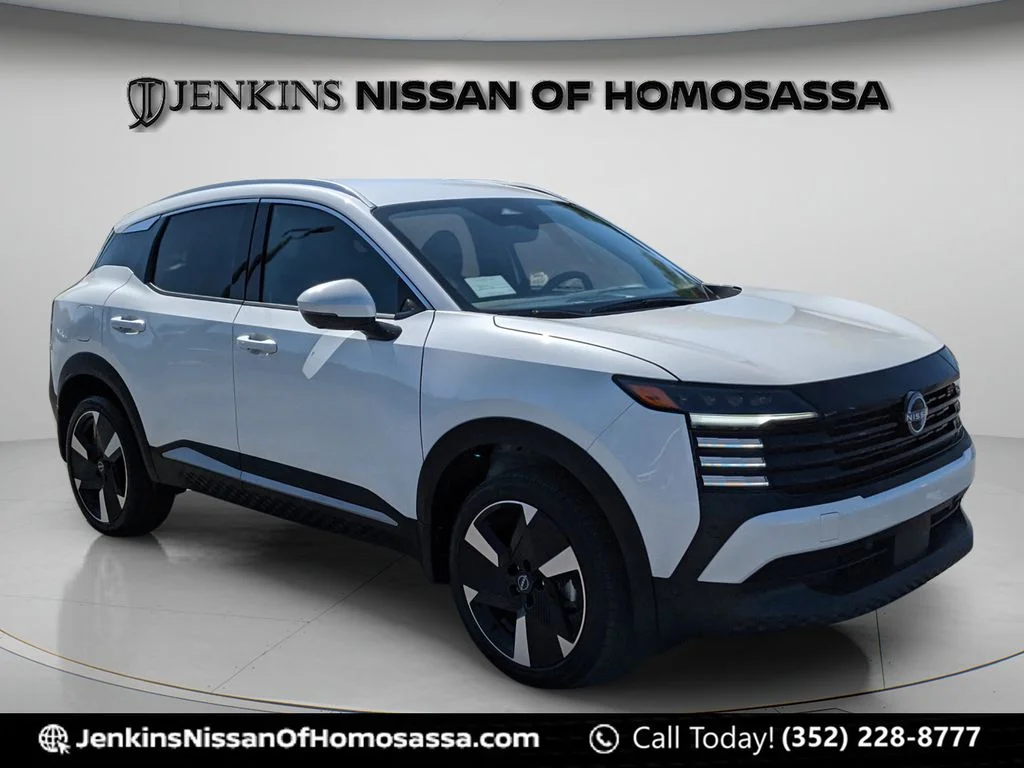 Used 2025 White Nissan SR image 11