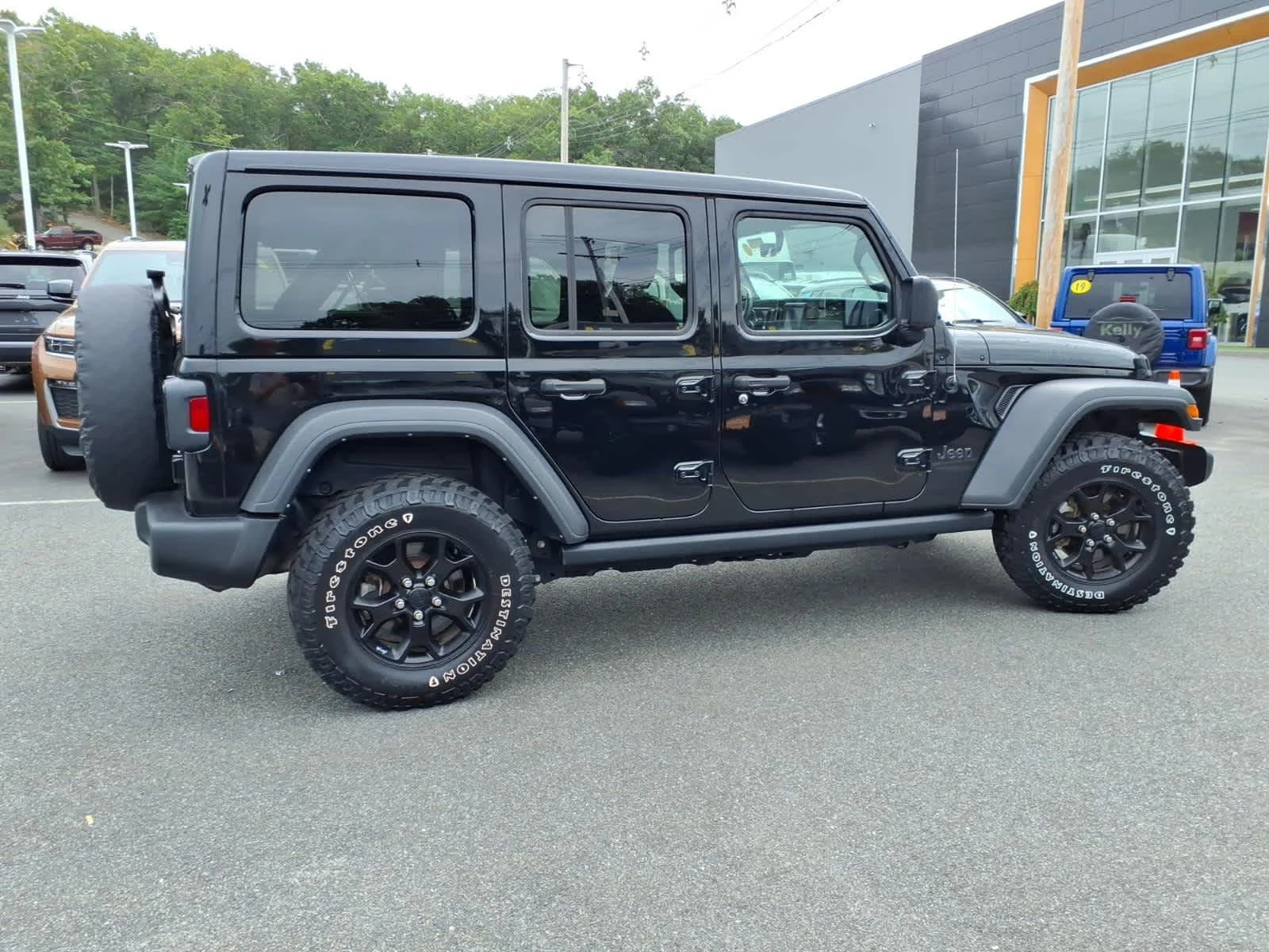 Certified Used 2022 Black Clearcoat Jeep Unlimited Willys image 6