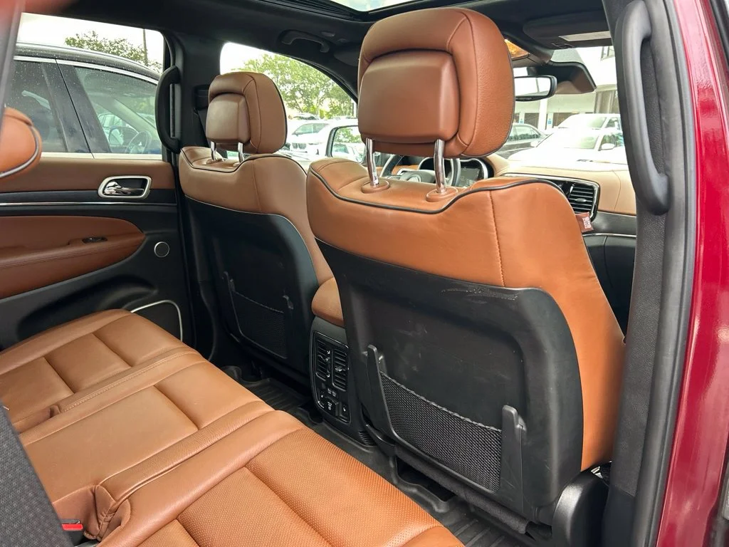 Certified Used 2019 Velvet Red Pearlcoat Jeep Summit image 48