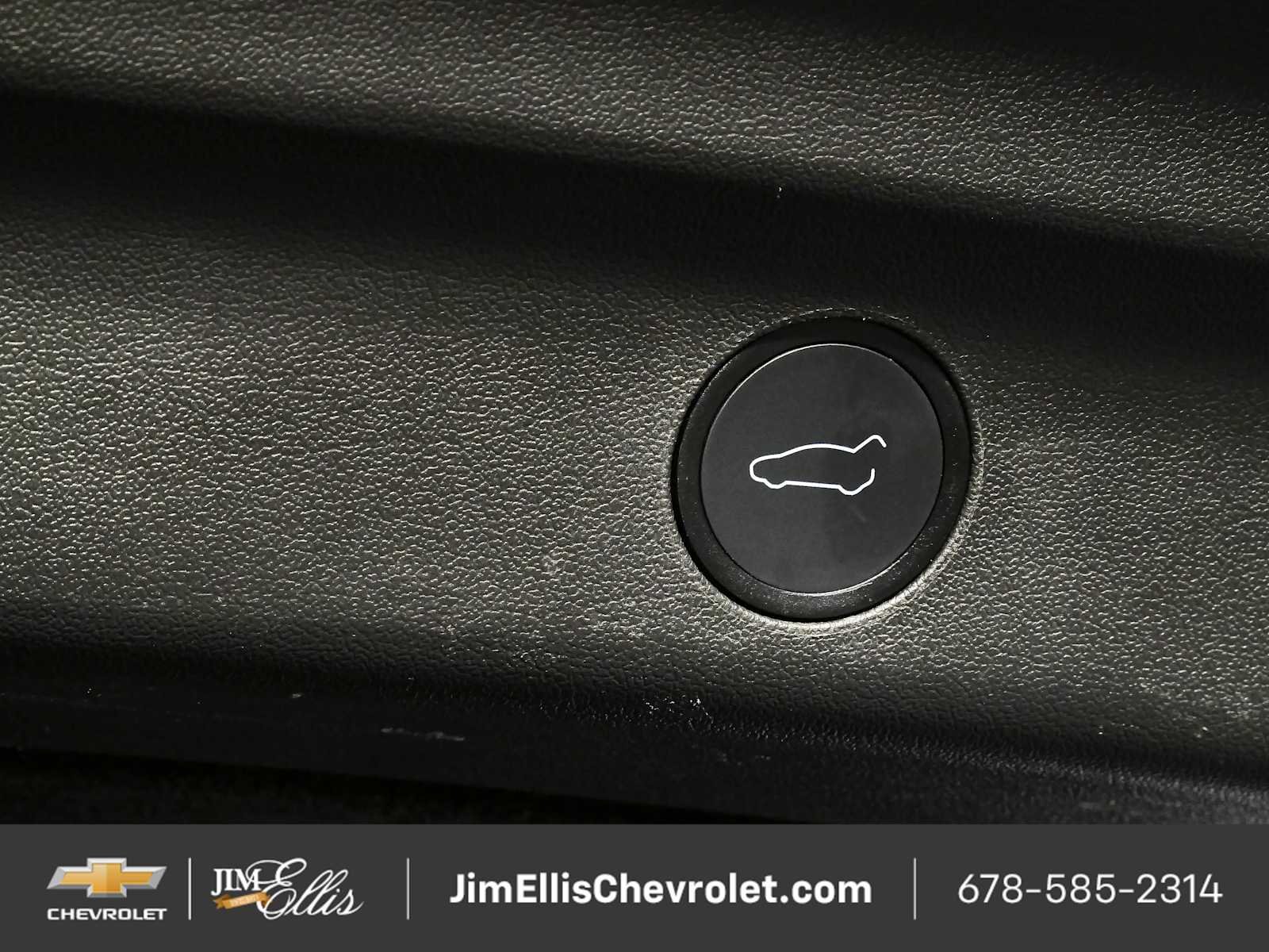 Used 2022 Black Tesla Performance Dual Motor All-Wheel Drive image 26