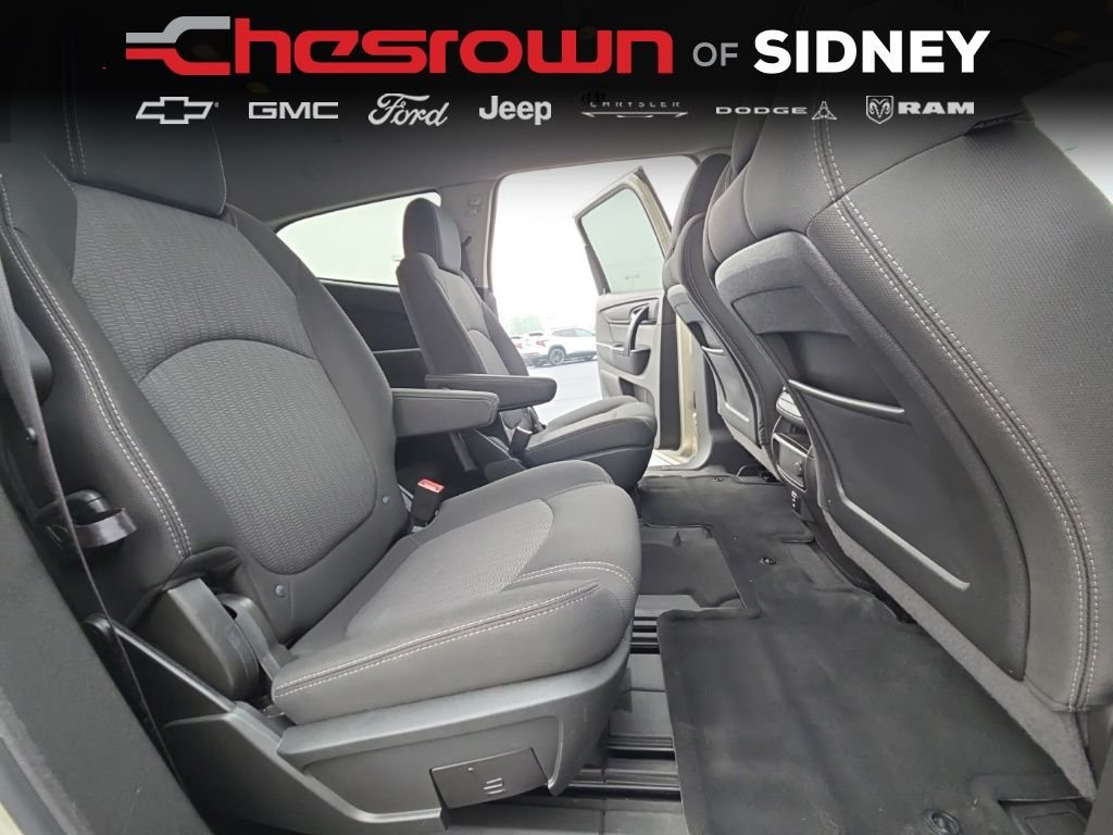 Used 2014 Gold Chevrolet LT image 23