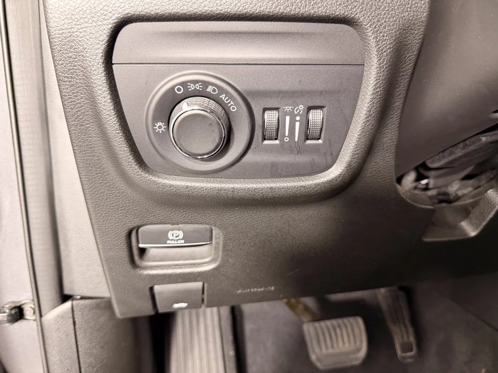 Used 2024 Gray Jeep Laredo X image 24