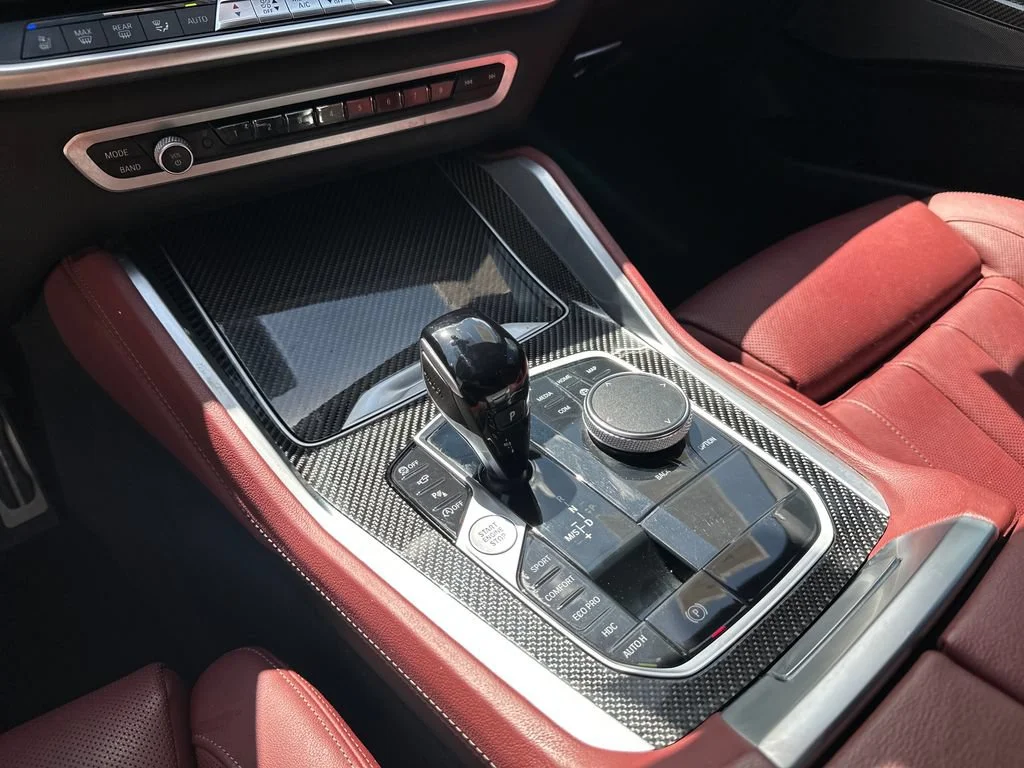 Used 2022  BMW M50i image 31