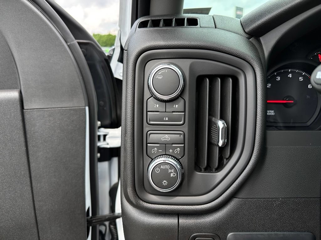 2026 GMC Sierra 3500HD Pro - Photo 29