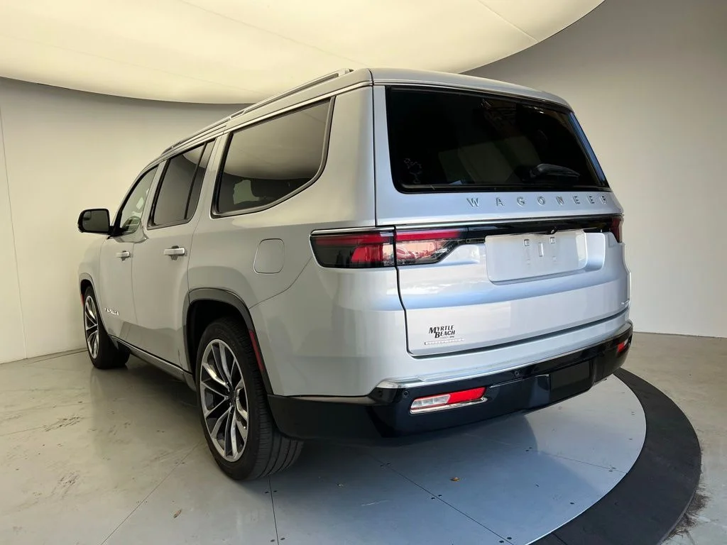 Used 2023 Silver Jeep Series III image 4