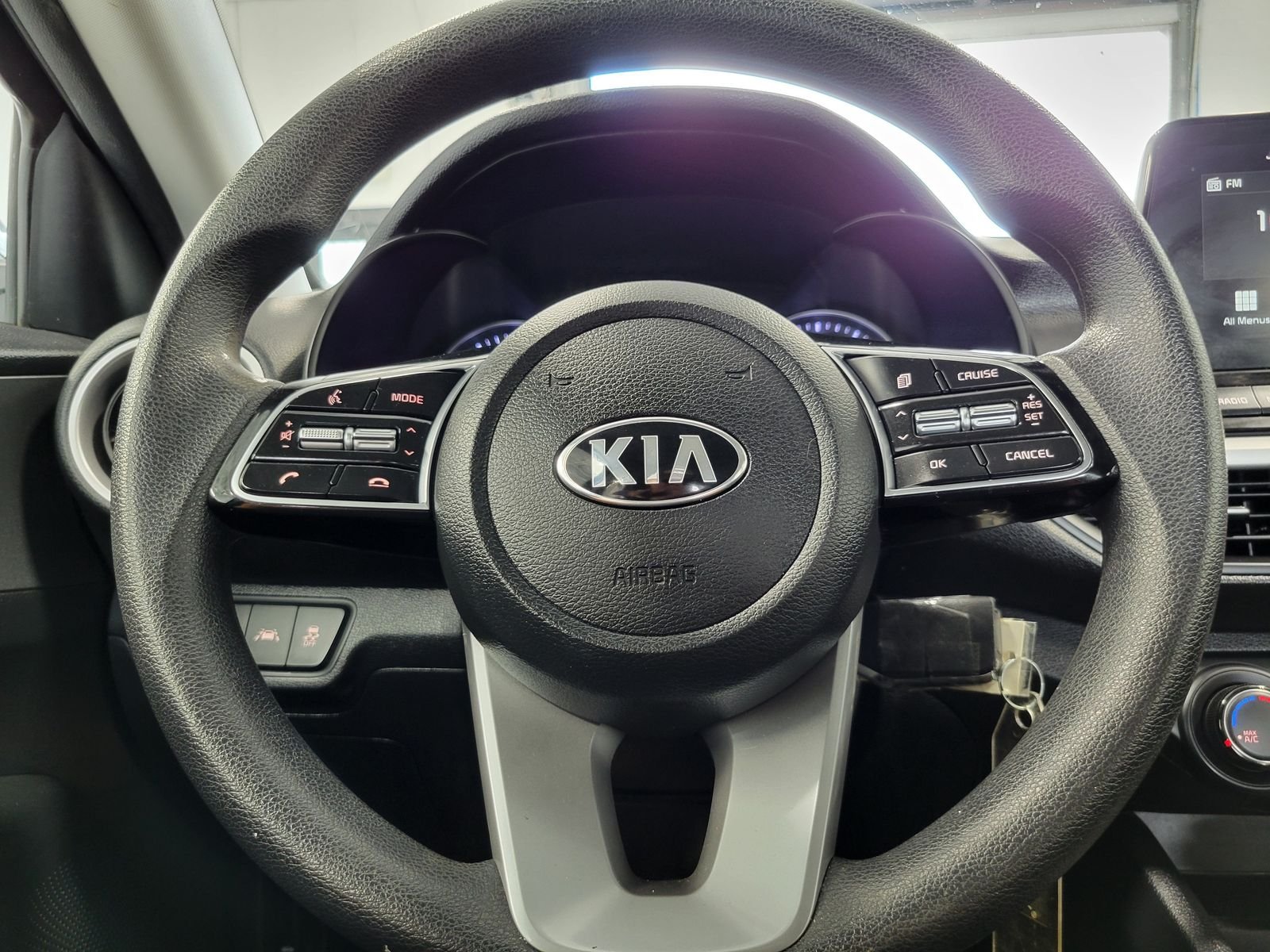 Used 2020 Gray Kia LXS image 11