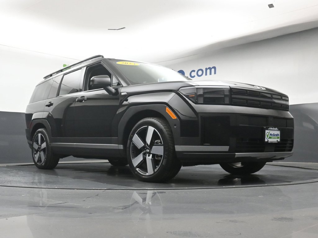 Used 2024 Black Hyundai Limited image 26