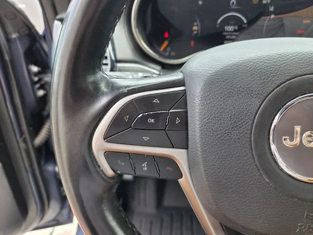 Certified Used 2021 Blue Jeep Overland image 27