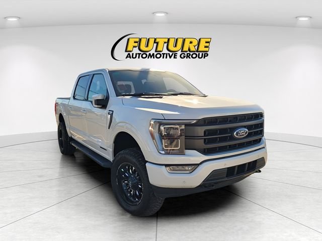 Used 2023 White Ford Lariat image 1