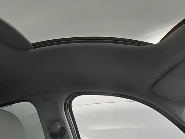 Used 2024 Silver Hyundai SEL image 41