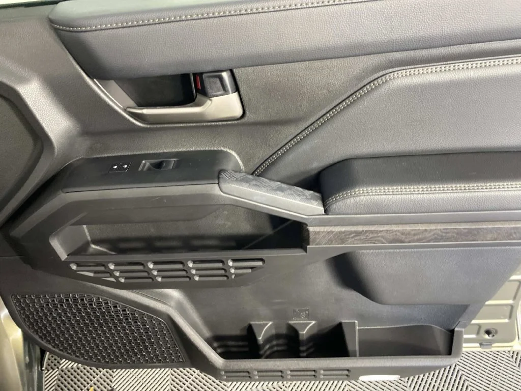 Used 2025 Bronze Toyota Limited image 25