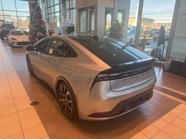 New 2025 Cutting Edge Toyota XSE Premium image 5