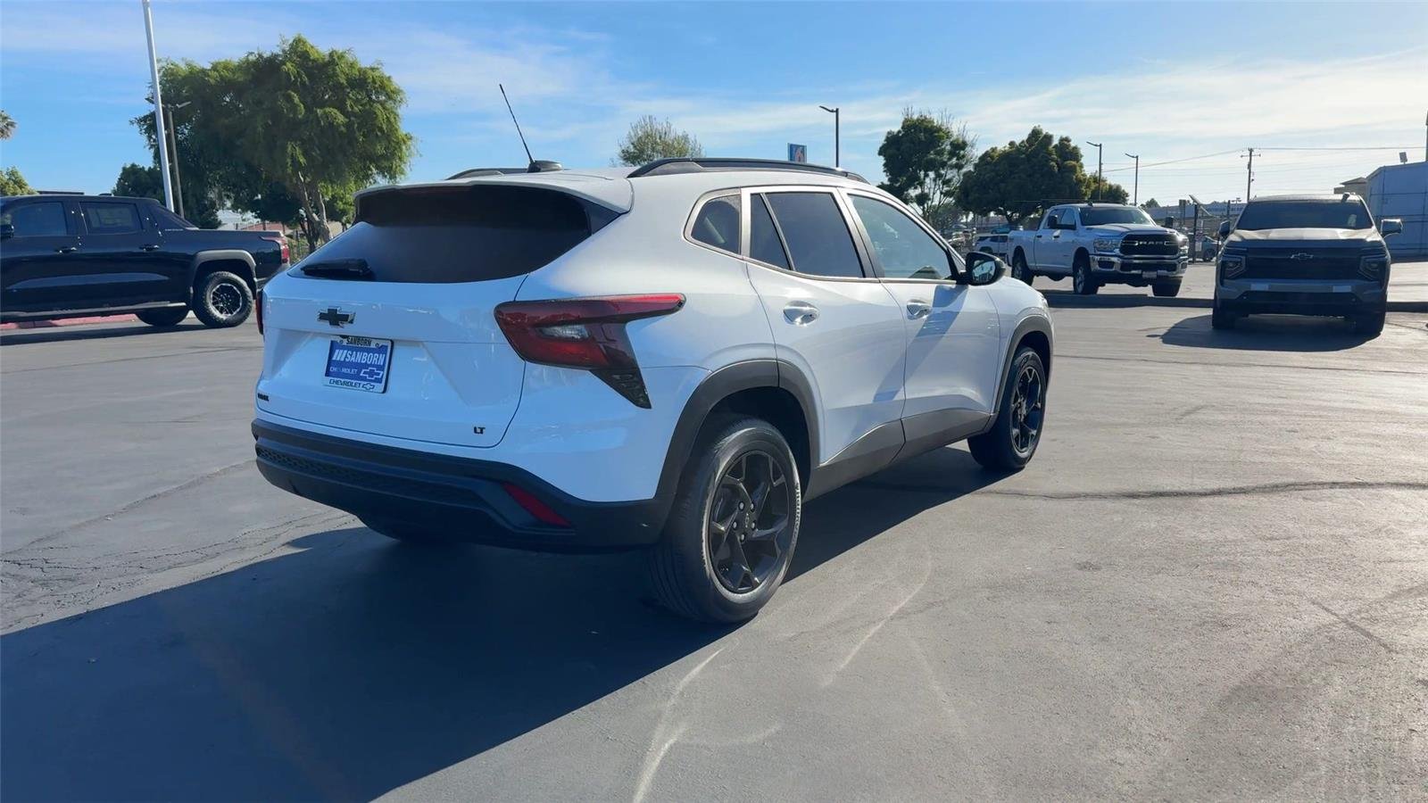 2026 Chevrolet Trax LT - Photo 8