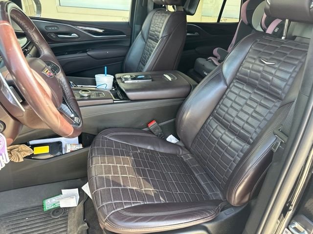 Used 2023 Black Cadillac V-Series image 9