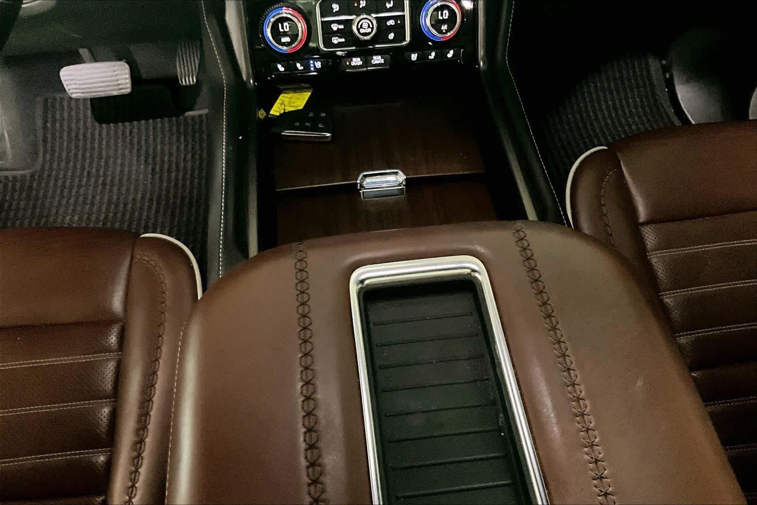 Used 2023 Onyx Black GMC Denali Ultimate image 11