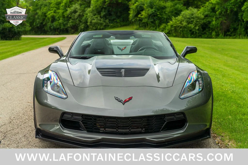 Used 2015 Gray Chevrolet Z06 image 23