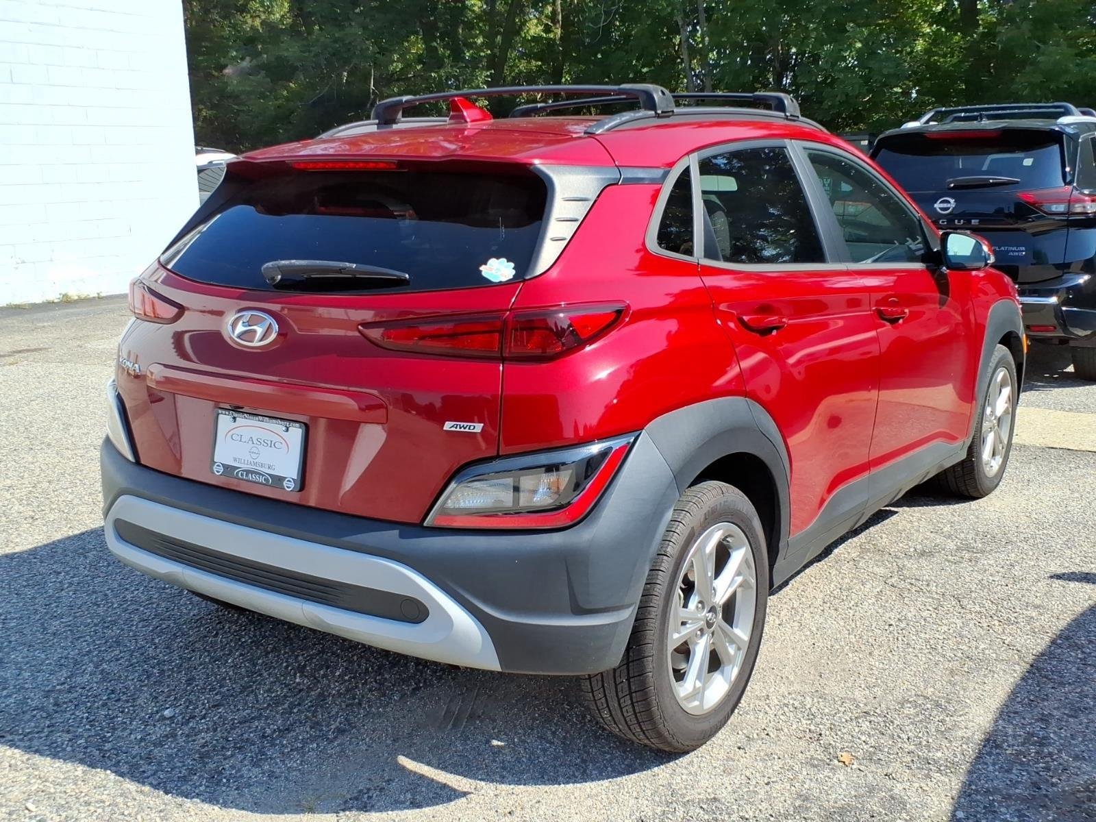 Used 2022 Pulse Red Hyundai SEL image 3