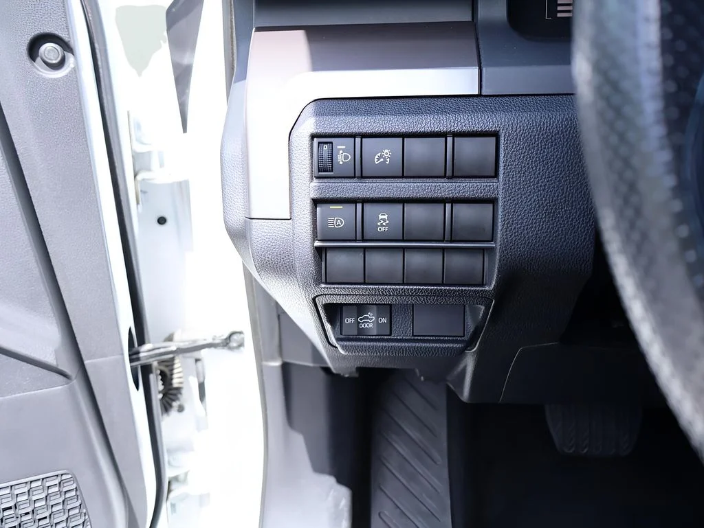 2024 Toyota Tacoma SR5 - Photo 35