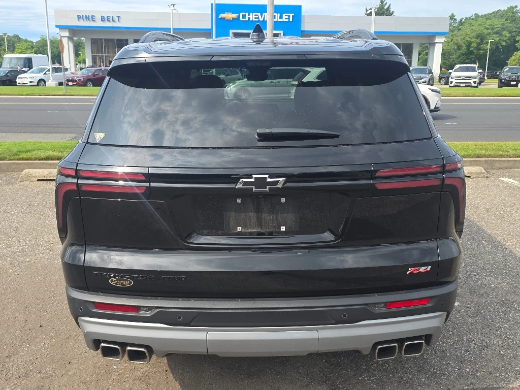Used 2024 Mosaic Black Metallic Chevrolet Z71 image 4
