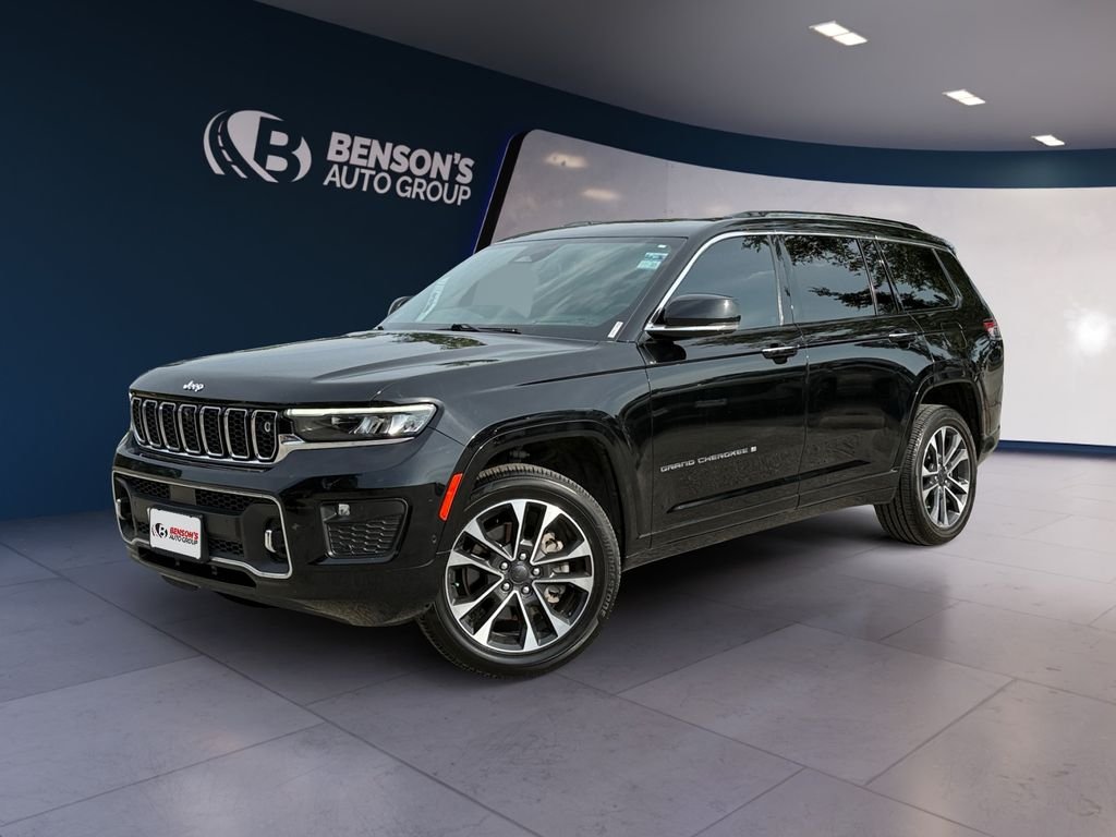 Used 2022 Black Jeep Overland image 1