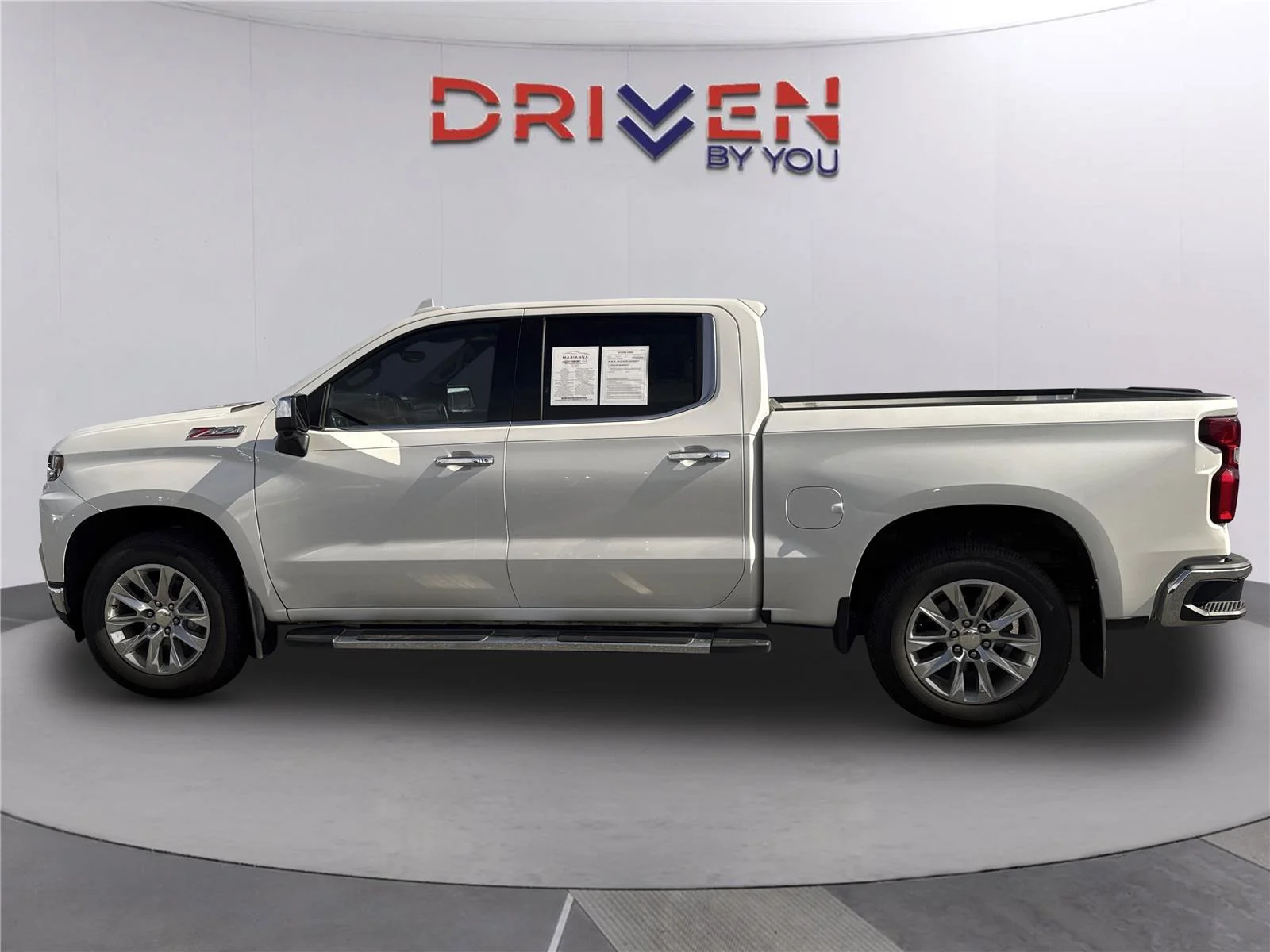 Used 2019 IRIDESCENT PEARL TRICOAT Chevrolet LTZ image 7