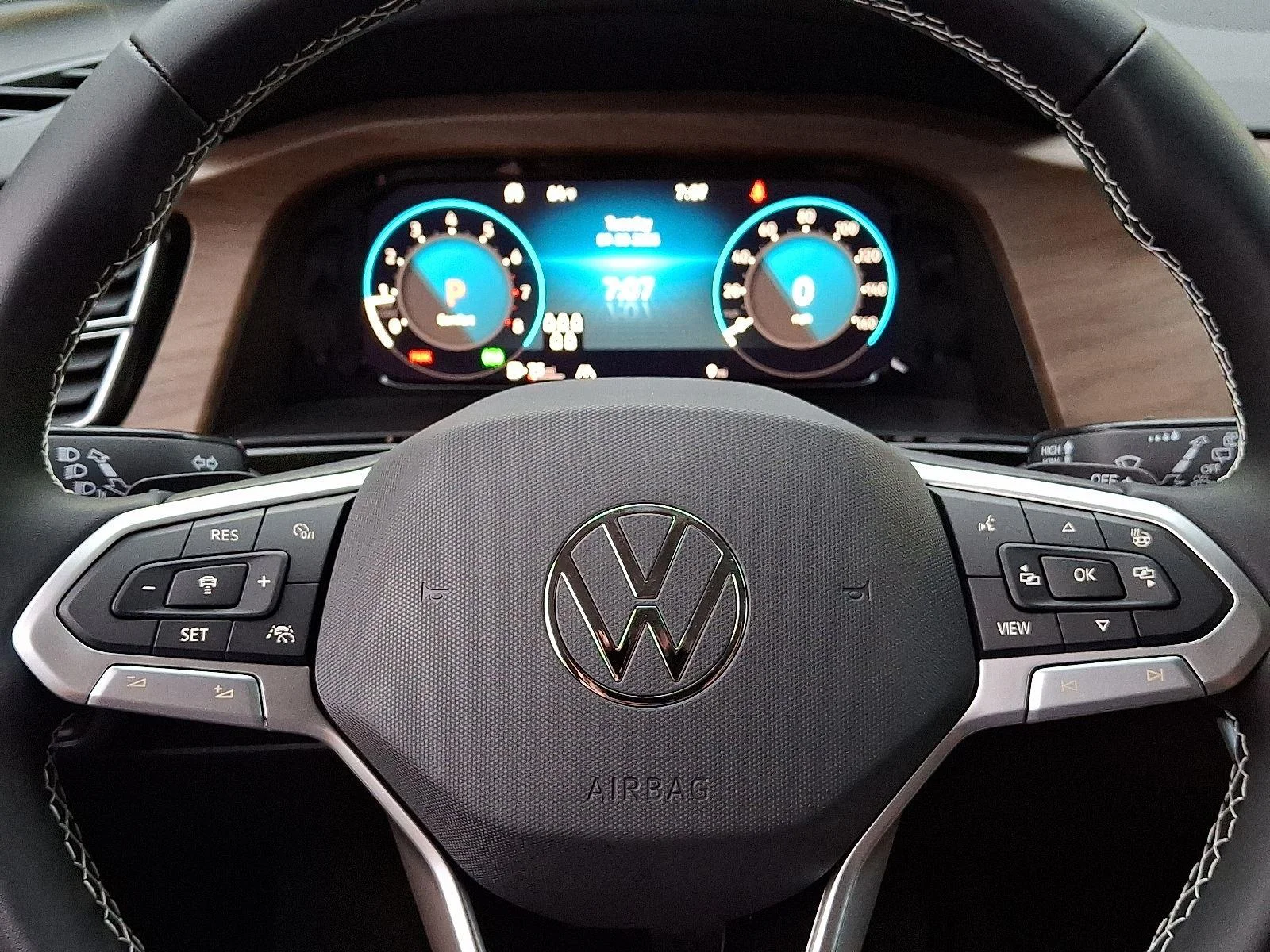 2026 Volkswagen Atlas SE - Photo 16