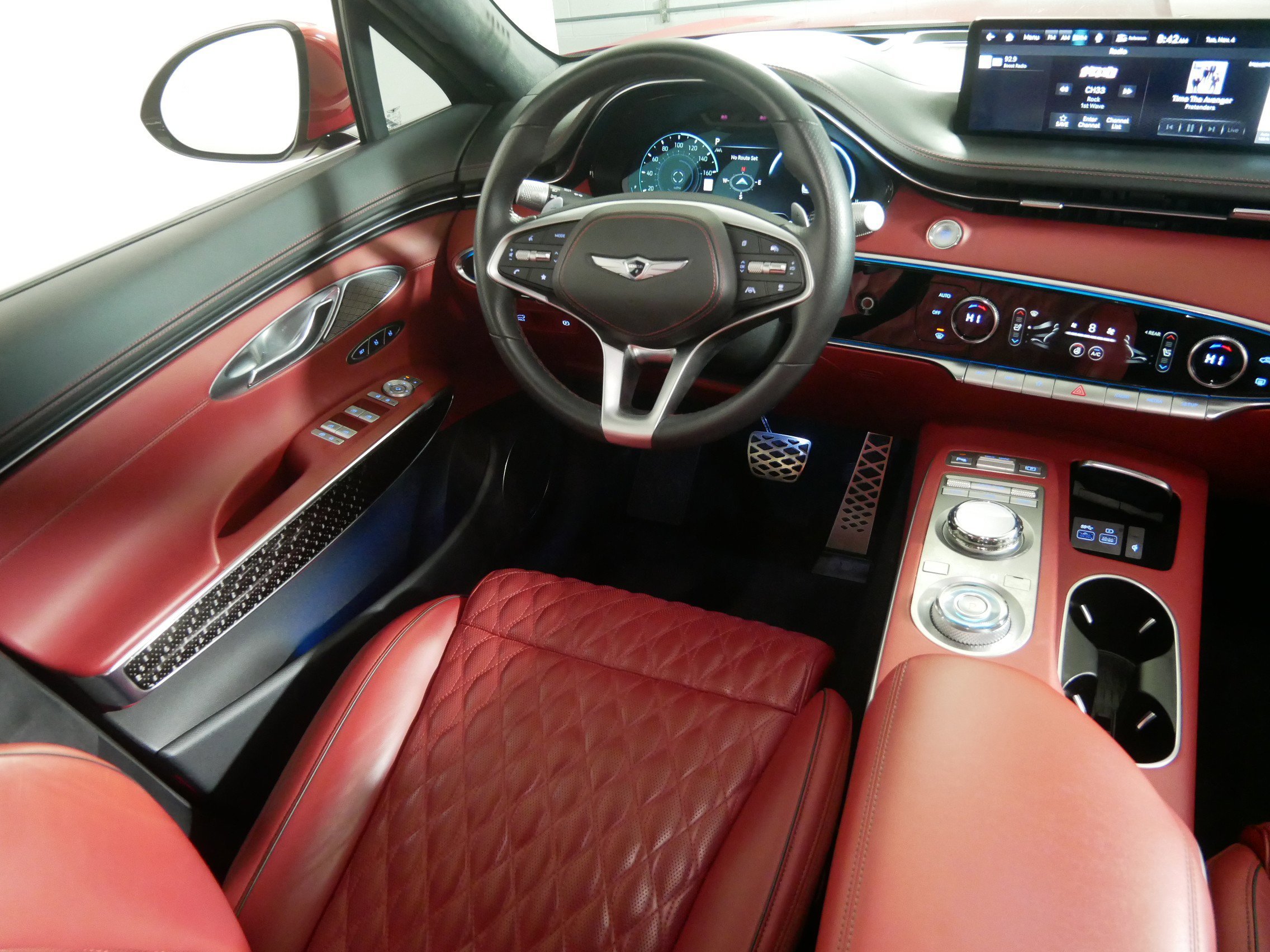 Used 2023 Mauna Red Genesis 3.5T Sport image 9