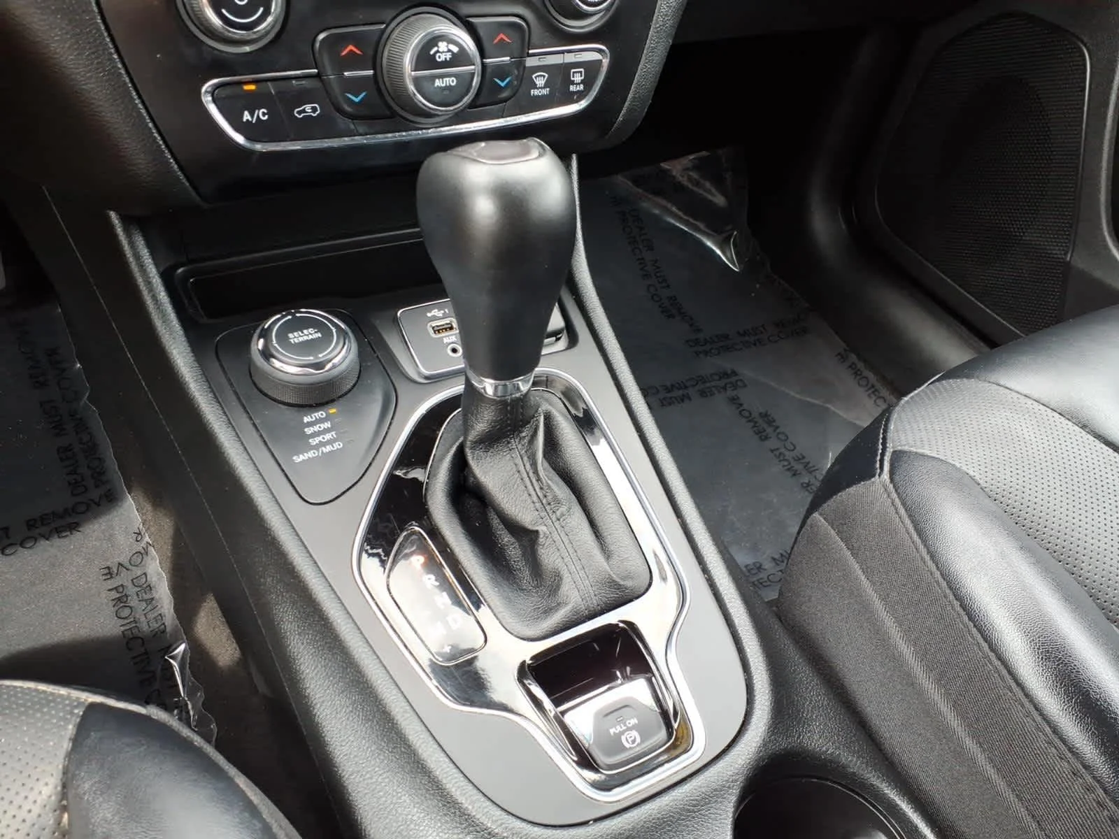 Certified Used 2022 STING Jeep Limited image 26