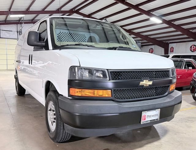 2022 Chevrolet Express 2500 Work