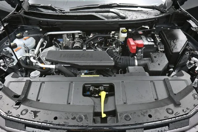 New 2027 Black Nissan SV image 30