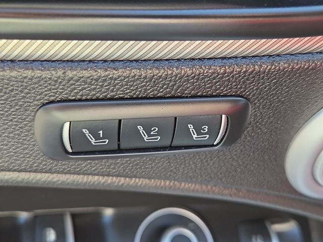 Used 2022 White Alfa Romeo Veloce image 15