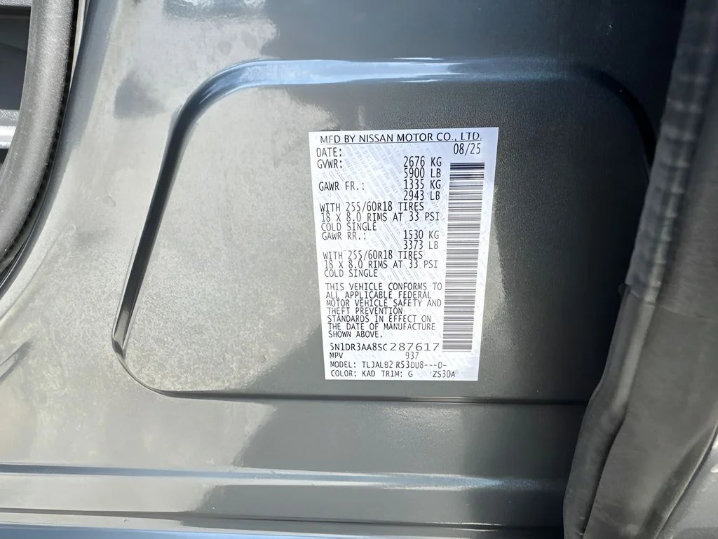Used 2025 Gray Nissan S image 31