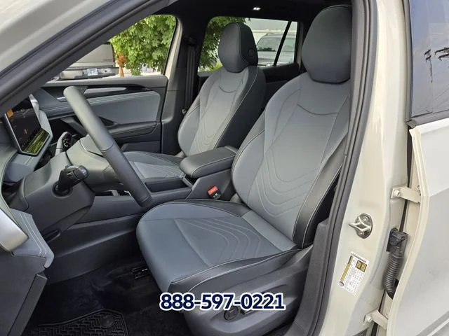 New 2026 Sandstone Volkswagen 2.0T SE R-Line Black image 6