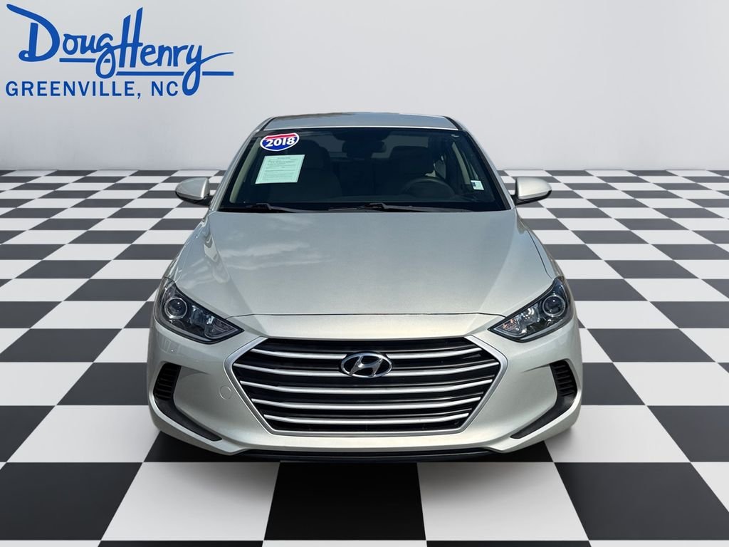 Used 2018 Beige Hyundai SEL image 8