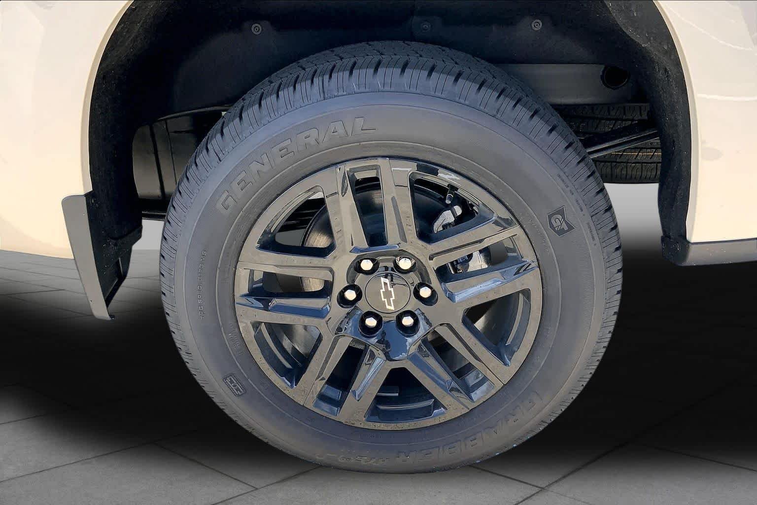 New 2026 White Sands Chevrolet Custom image 12