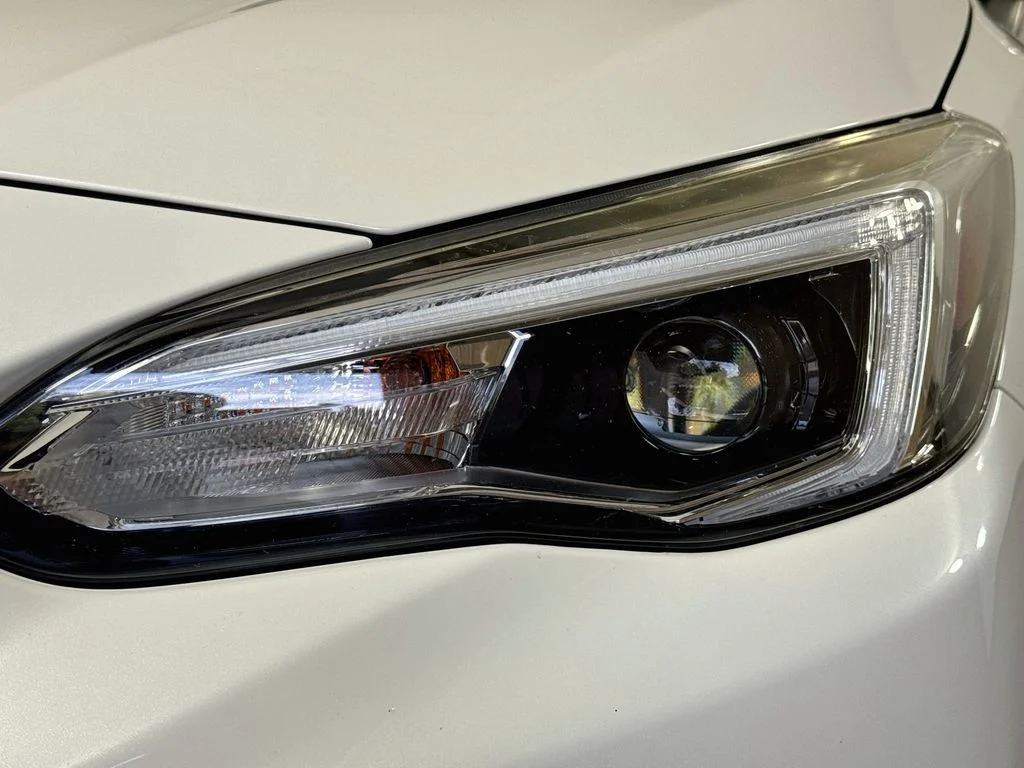 Used 2020 White Subaru Limited image 36
