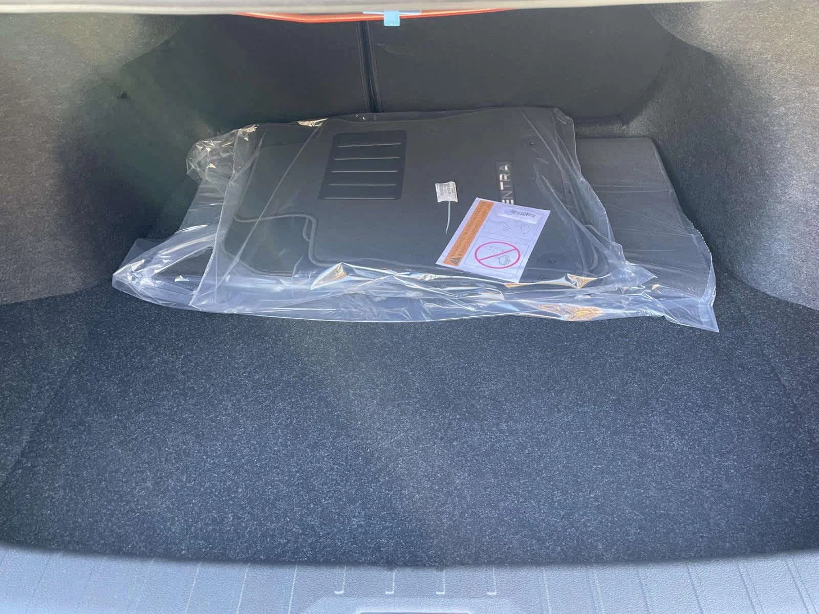 New 2026 Energetic Ember/Super Black Nissan SR image 18