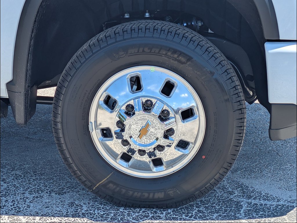 2026 Chevrolet Silverado 3500 HD High Country - Photo 11