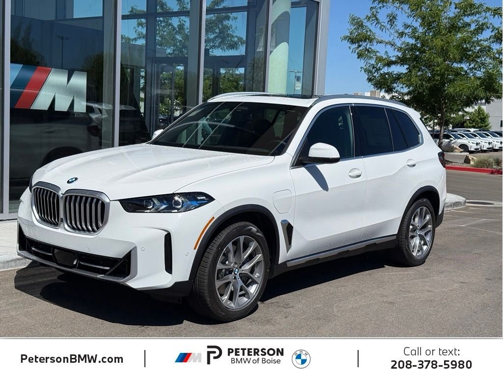 2026 BMW X5 xDrive50e's photo