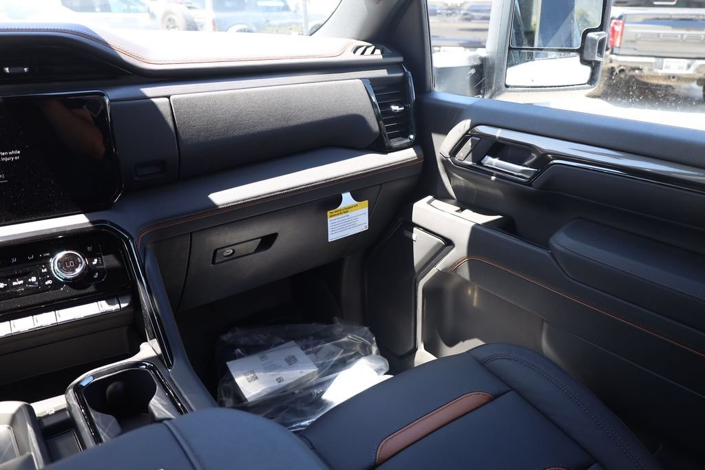 2026 GMC Sierra 3500HD AT4 - Photo 20