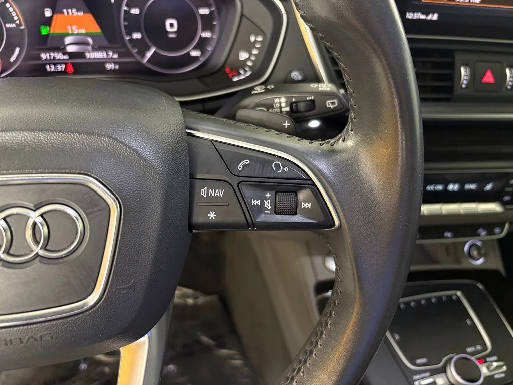 Used 2020 Black Metallic Audi 55 Premium image 20