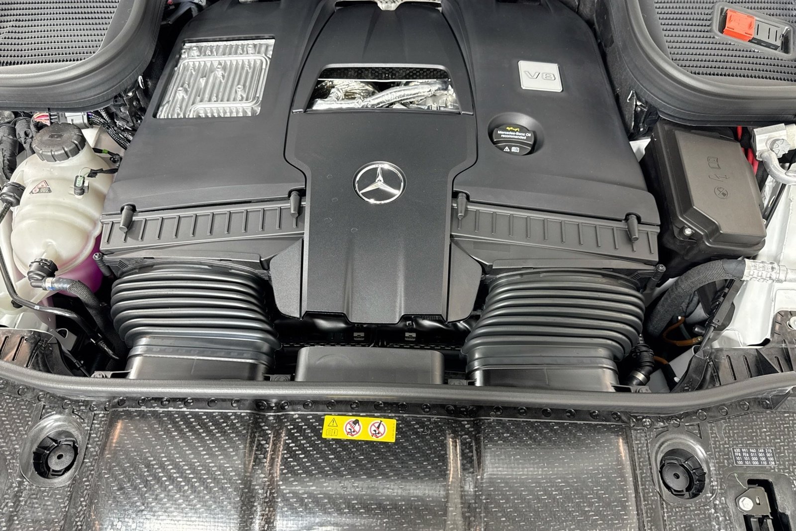 New 2026 Polar White Mercedes-Benz GLS 580 image 29