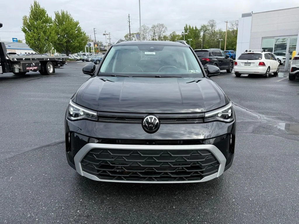 2025 Volkswagen Taos SE - Photo 9