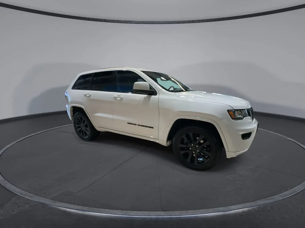 Used 2019 Jeep Grand Cherokee Altitude with VIN 1C4RJFAG4KC578185 for sale in Coon Rapids, Minnesota