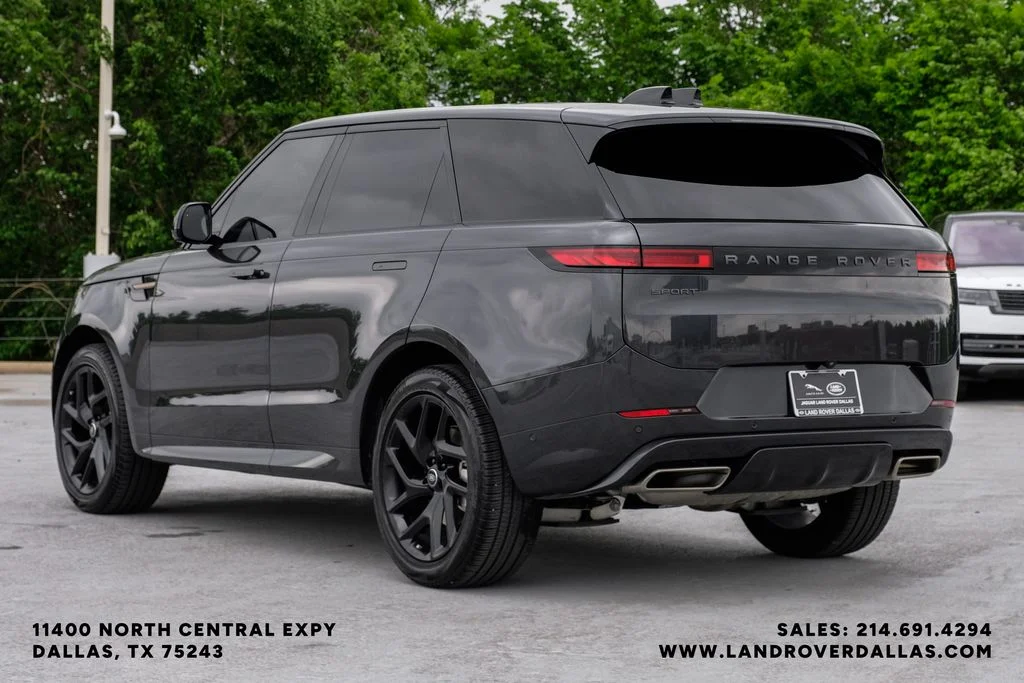 Certified Used 2025 Carpathian Gray Premium Metallic Land Rover Dynamic SE image 8