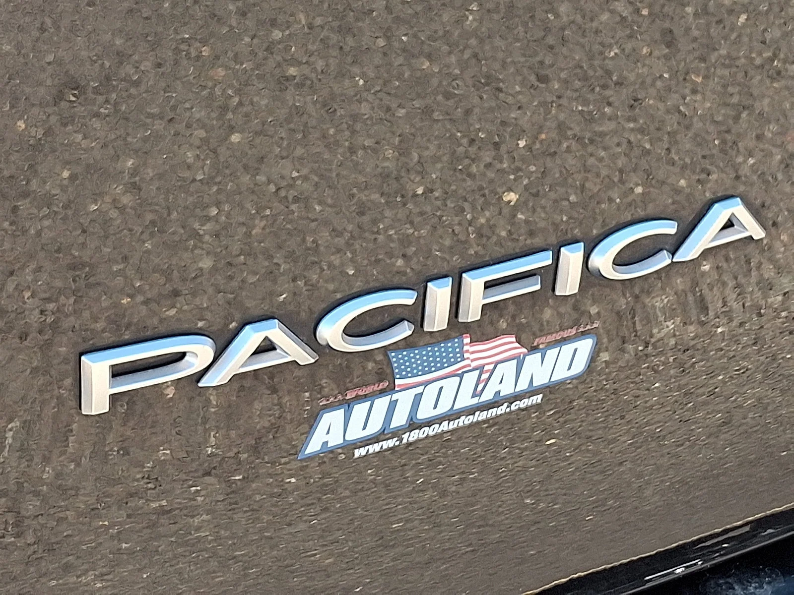 Used 2022 Brilliant Black Crystal Pearlcoat Chrysler Pinnacle image 31