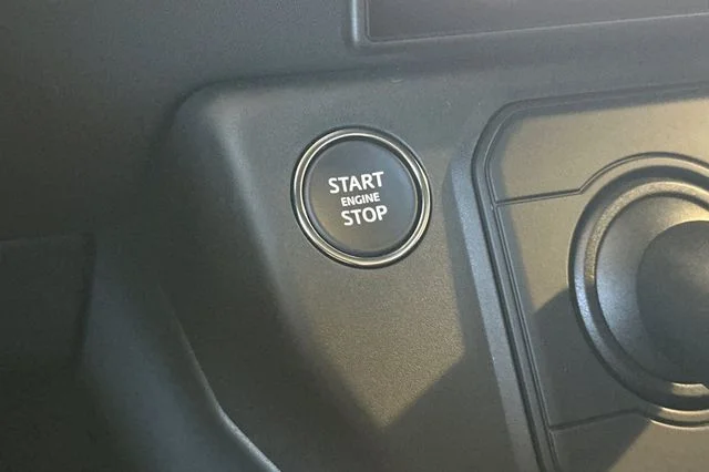 New 2026 Borasco Grey Land Rover X-Dynamic SE image 22